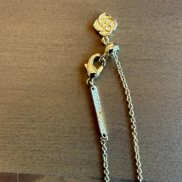 Kendra Scott “K” Pendant Necklace - Picture 6 of 14